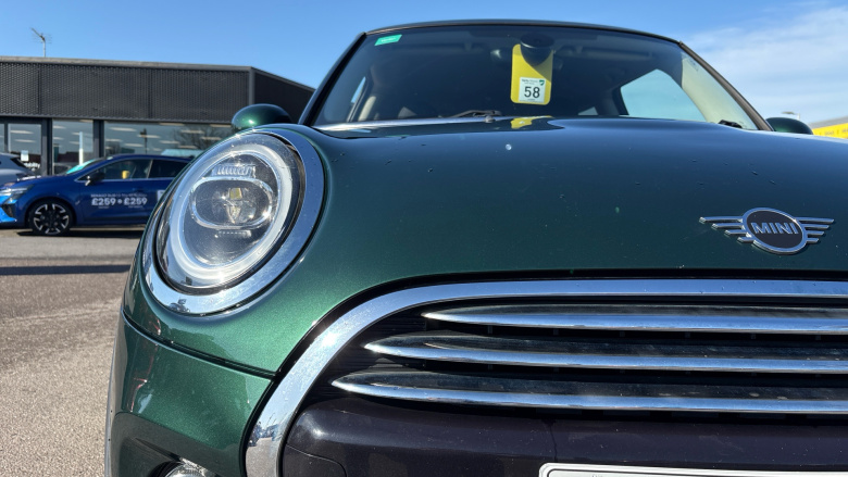 MINI Hatchback 1.5 Cooper II 3dr Petrol Hatchback